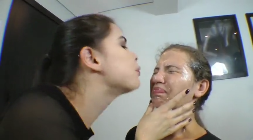 Spitty face licking - spitfans