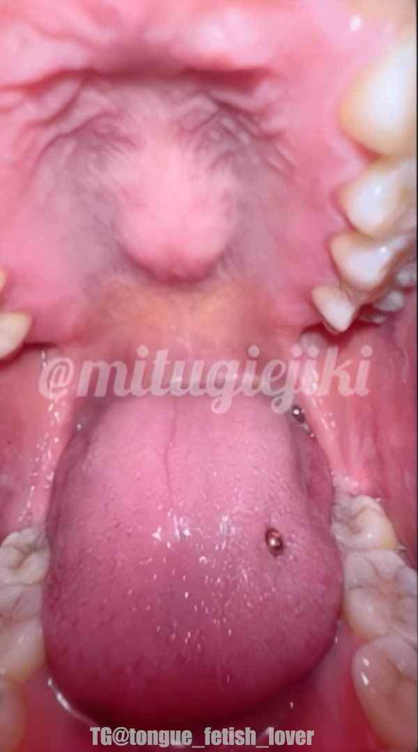 Mouthcam and licking