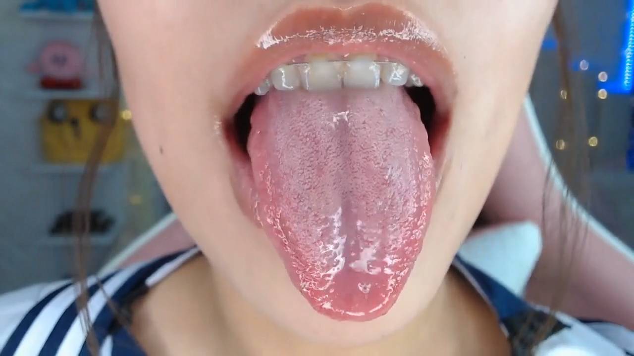 Bubble Gum Extreme Close-ups Lip gloss Mouth Fetish POV