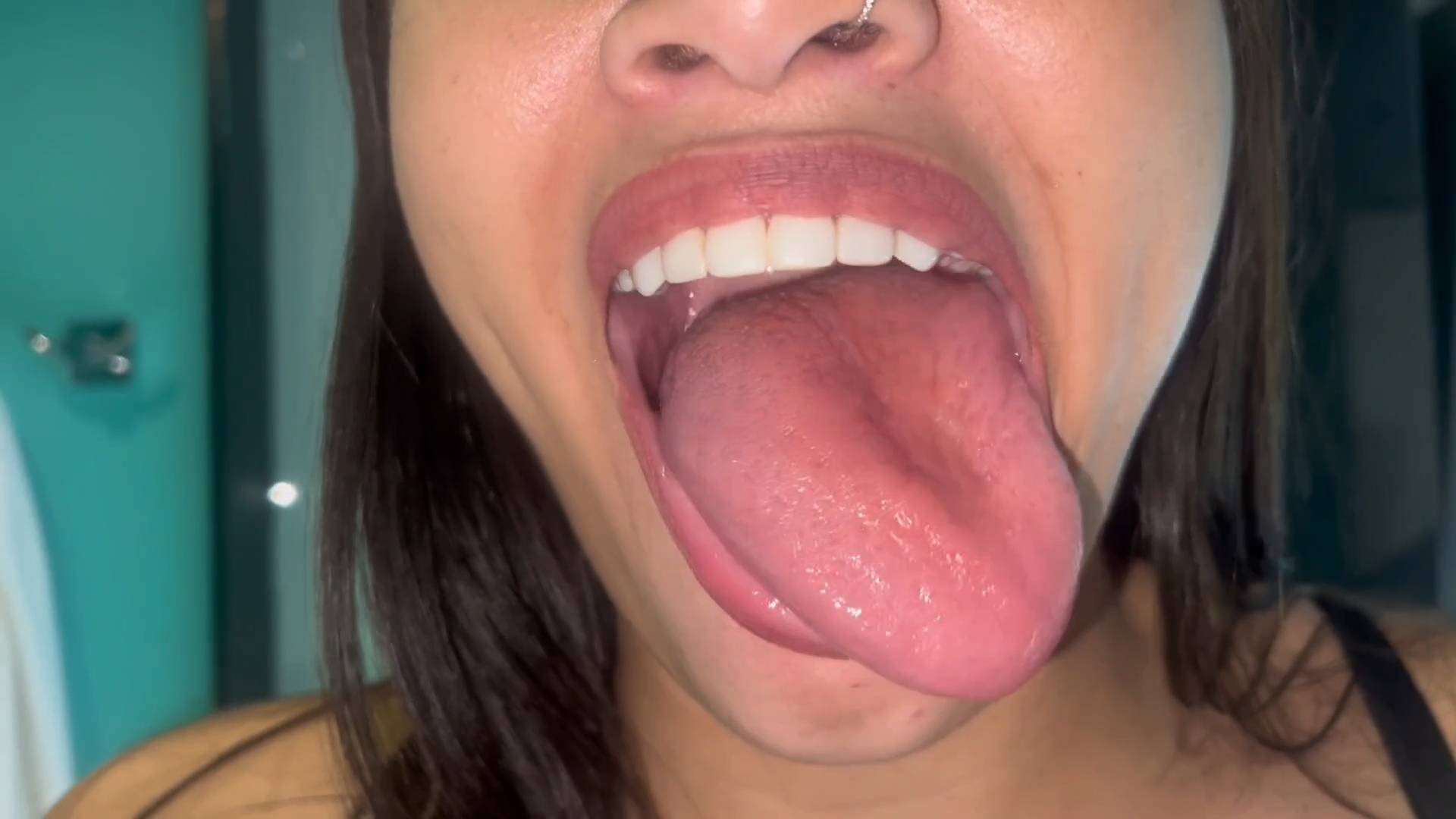 Facial art - My Step-Sister Kiara Nissei And Her Huge Juicy tongue